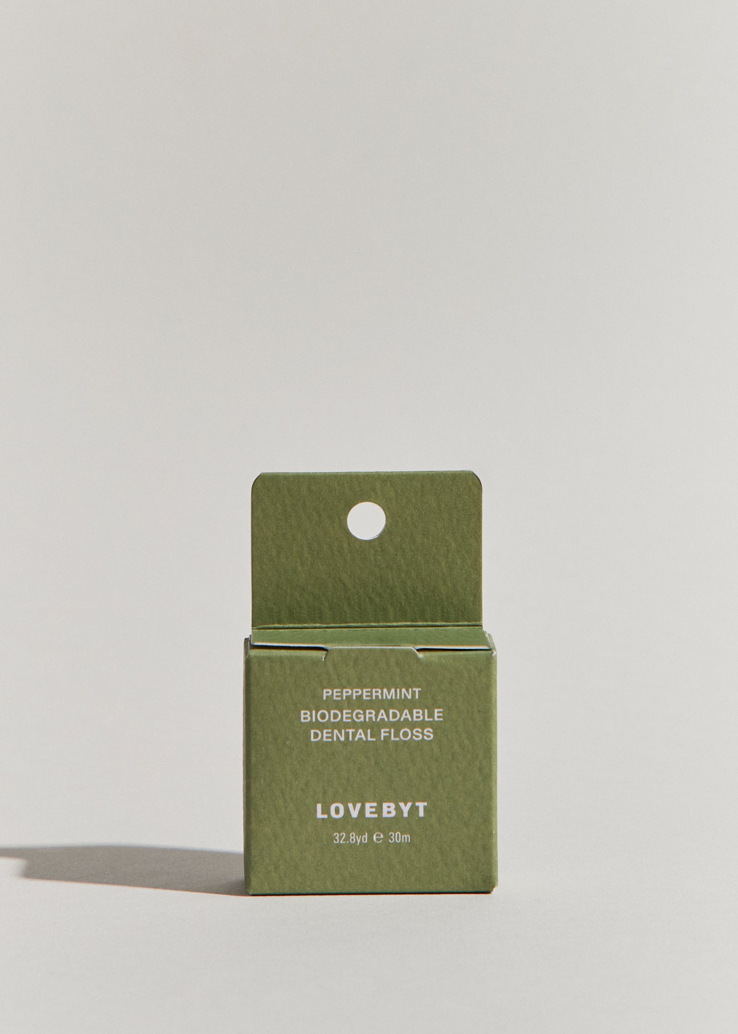 LOVEBYT Peppermint Dental Floss 1
