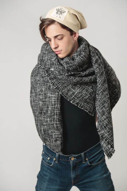 The-V-Spot_Blanket-Scarf-Lifestyle-2_Indigo