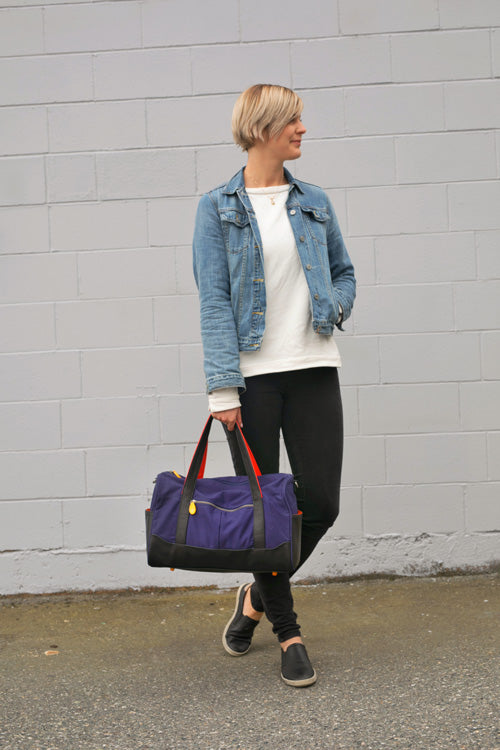 The-V-Spot_Dekalb-Duffel-Navy-2_Canopy-Verde