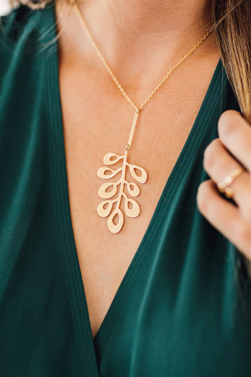 The-V-Spot_Holly-Necklace-Lifestyle_Purpose