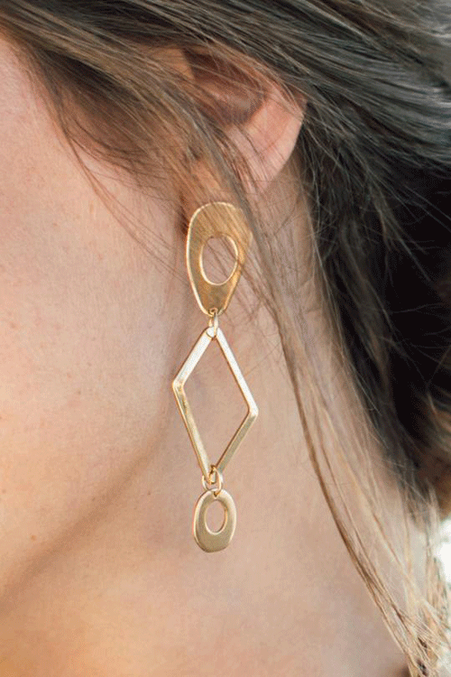 The-V-Spot_Juniper-Earrings-Lifestyle_Purpose