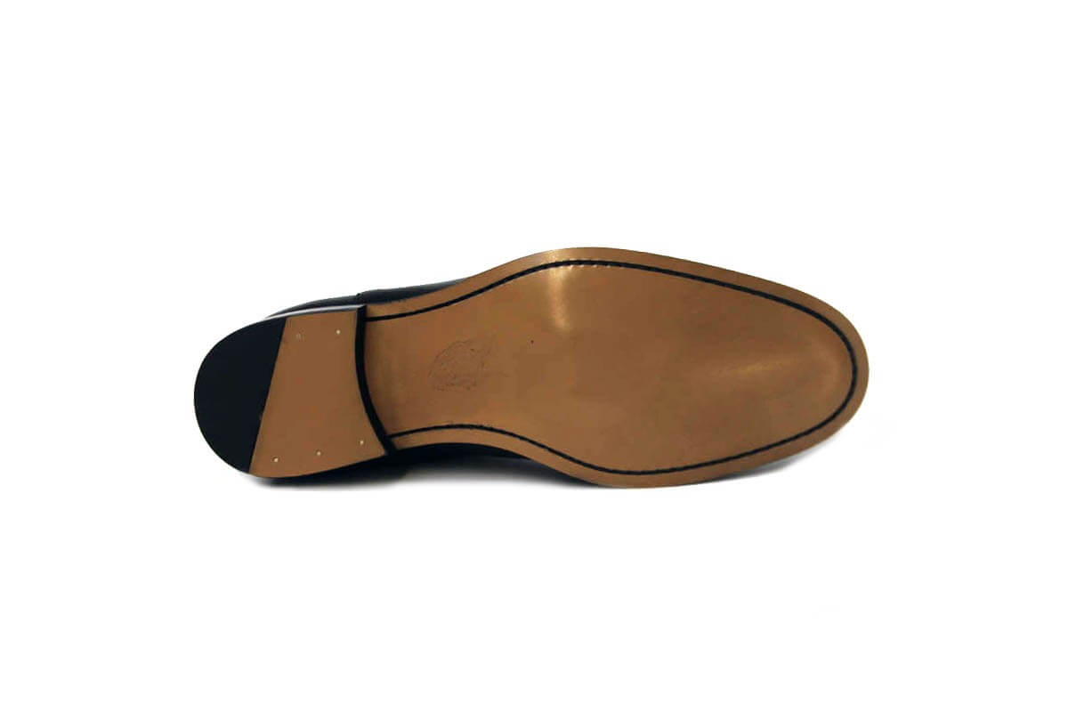 the-v-spot_lover-boot-1_bgm