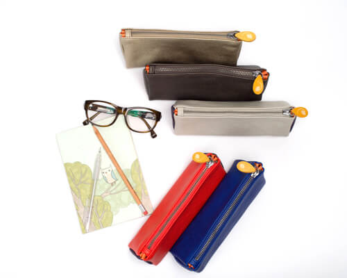 the-v-spot_union-make-up-bag-collection-1_canopy-verde