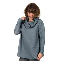 The V Spot_bleed-clothing-938f-nordic-terry-poncho-studio-01_1