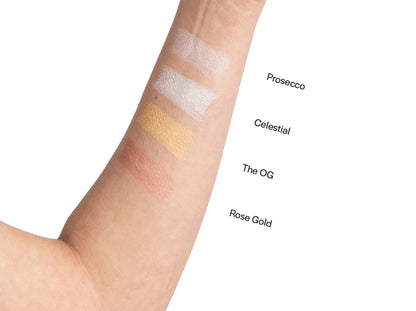 auN All Glowing Creme Highlighter swatch