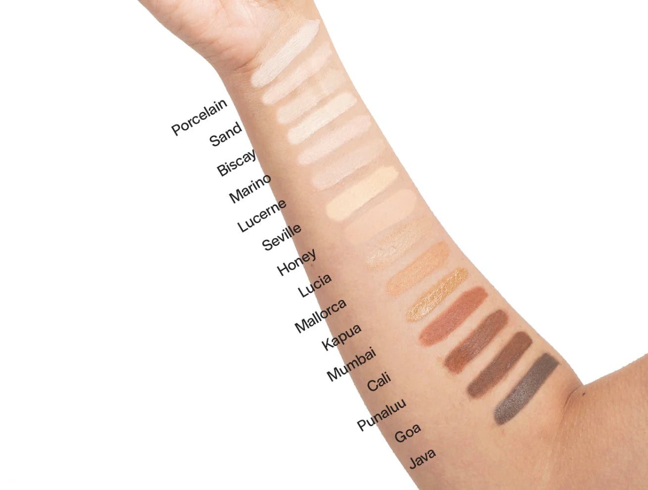 au Naturale Zero Gravity Foundation swatch