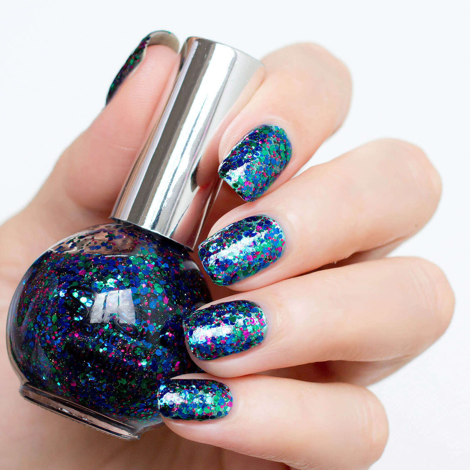 Great-Barrier-Reef-Mermaid-Tails-Bubble-Swatch