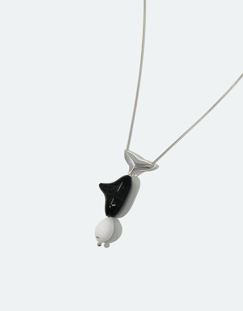The-V-Spot_CLED-Orca-Necklace-1