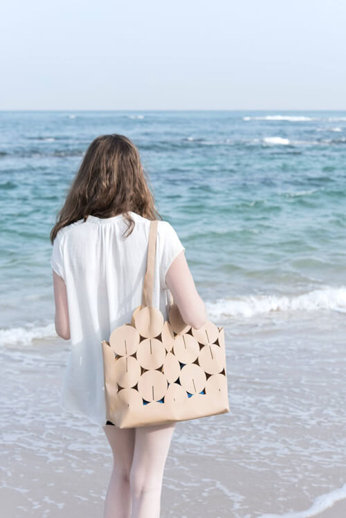 The-V-Spot_Ciclo-Bag-Tan-3_Lee-Coren
