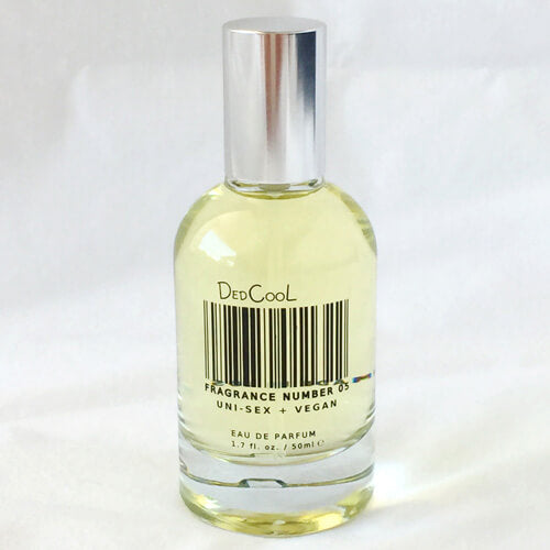 The-V-Spot_Fragrance-No-05-2_Dedcool