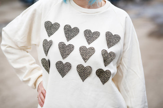 The-V-Spot_Heart-Pullover-Moss_Indigo