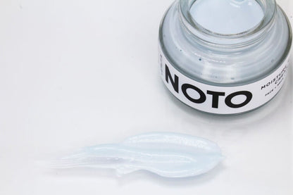 The-V-Spot_Moisture-Riser-Cream-3_NOTO