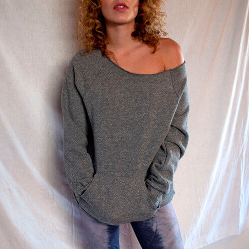 The-V-Spot_Queen-Bee-Fleece-Grey-3_Indigo