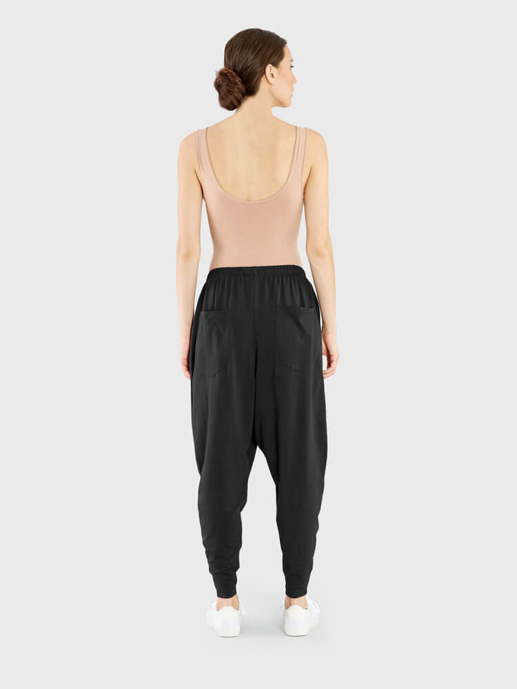The V Spot_Slouchy Pant Black 2_Miakoda