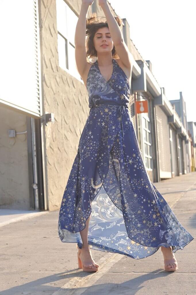 The V Spot_Vanessa Maxi Star Print 4_Vaute