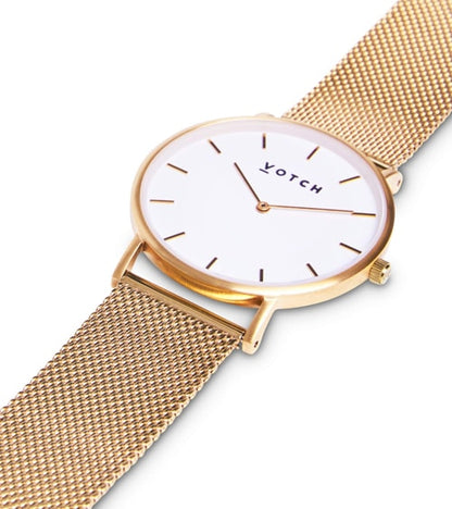 The V Spot Votch Watch Gold Gold Mesh Classic Side